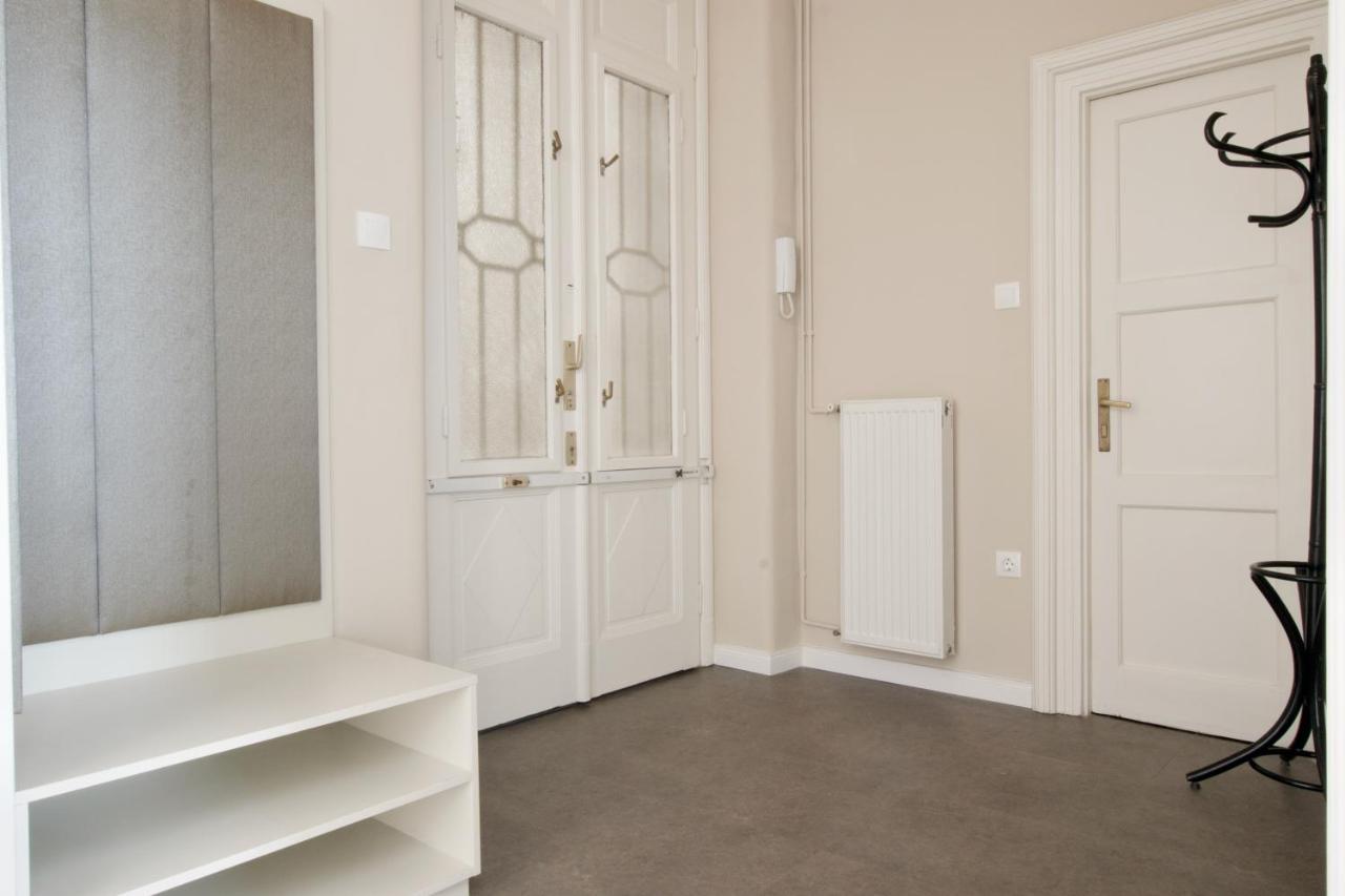 Standard Apartment By Hi5 - Kecskemeti Street Suite Budapest Exterior foto