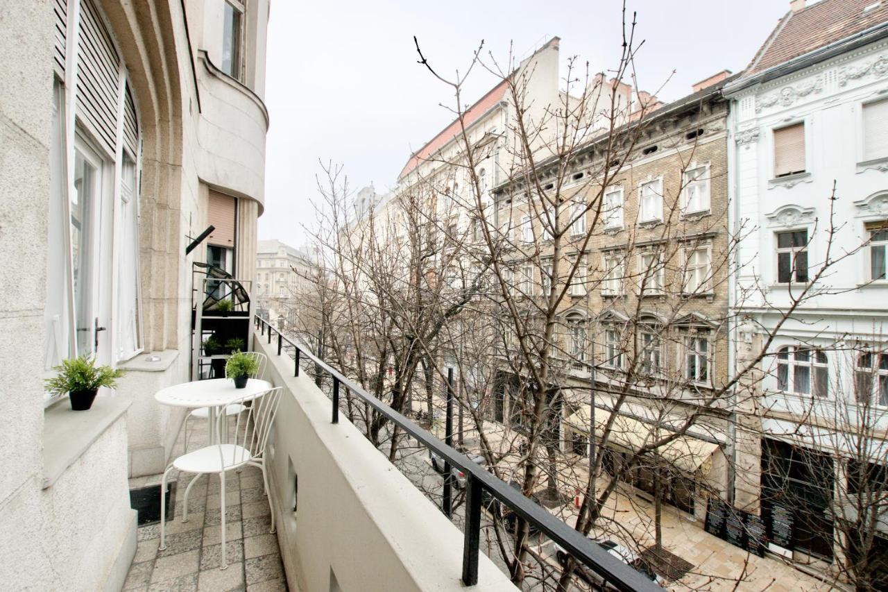 Standard Apartment By Hi5 - Kecskemeti Street Suite Budapest Exterior foto