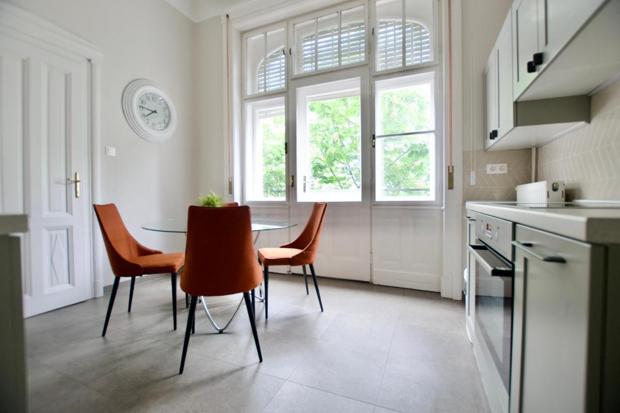 Standard Apartment By Hi5 - Kecskemeti Street Suite Budapest Exterior foto